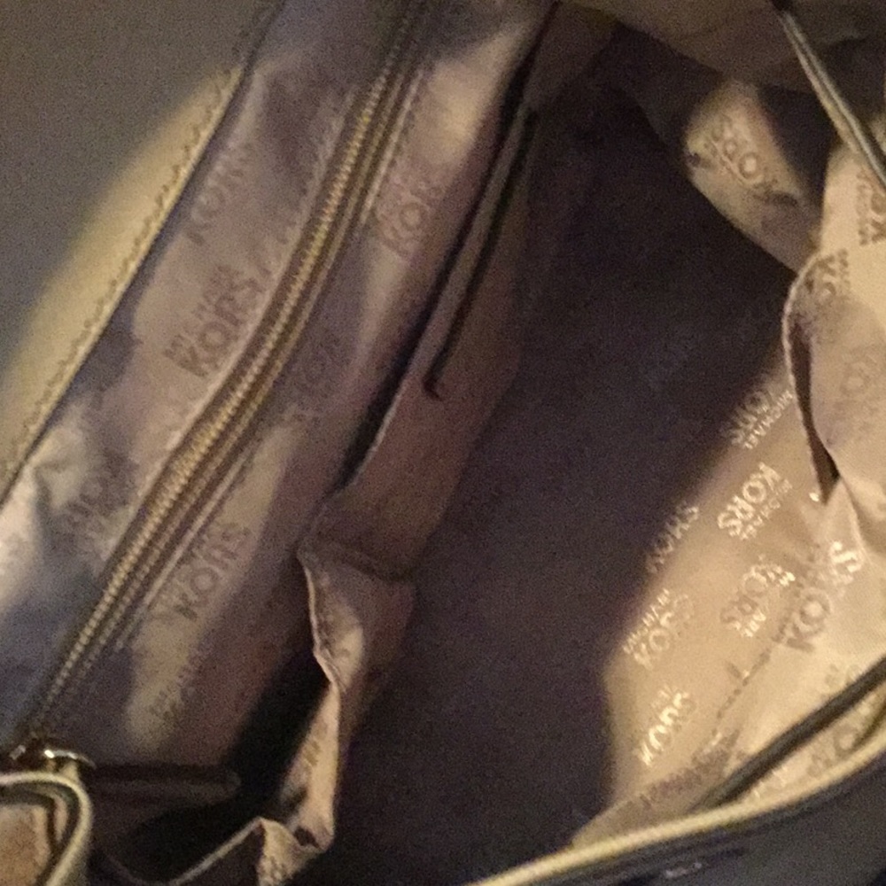 ‼️SOLD‼️ MK backpack 🎒 - Picture 7 of 8